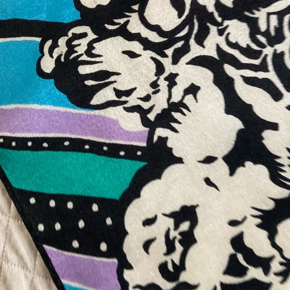 Vintage HONEY silk scarf - Picture 4 of 14